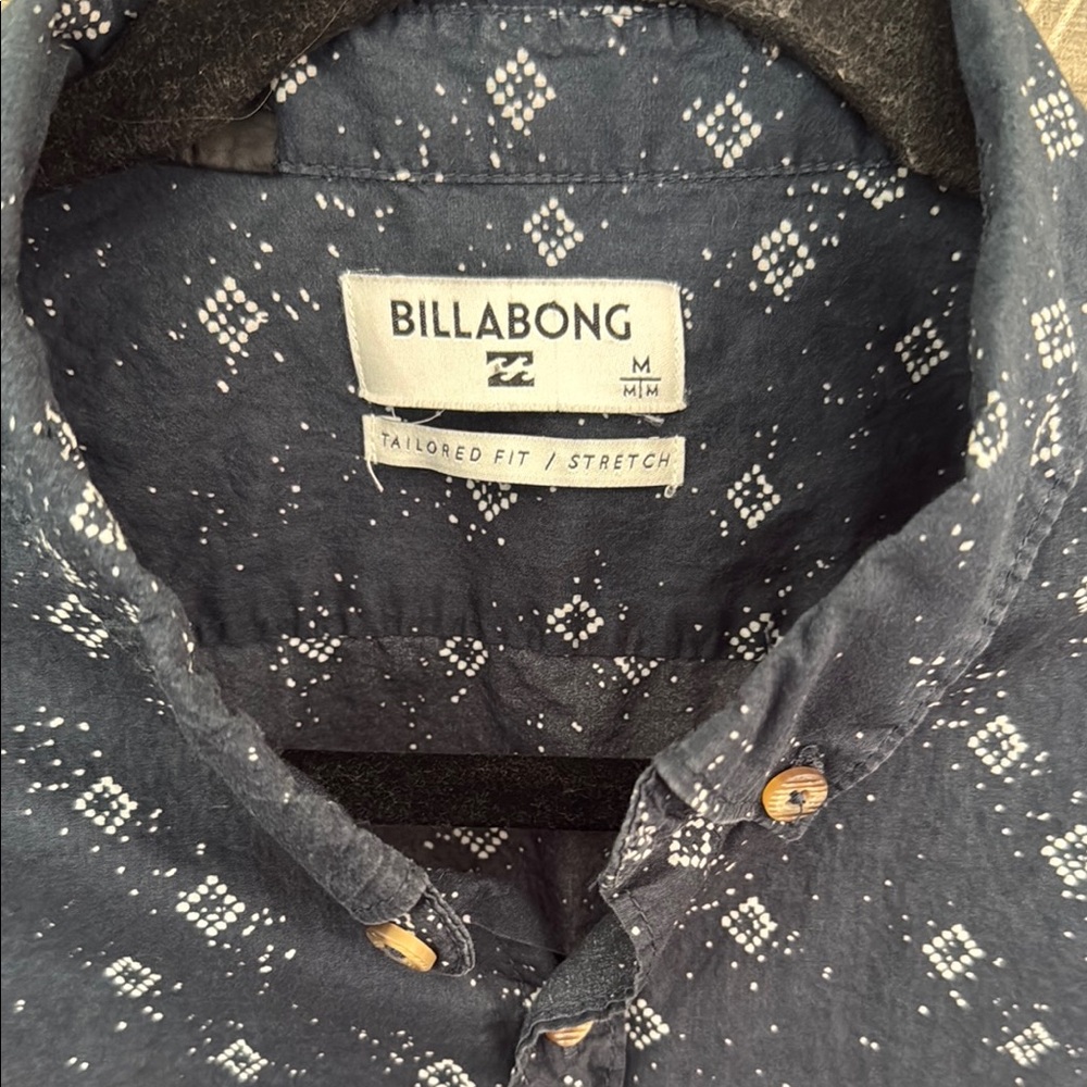 Billabong Men's Navy Geometric Shirt - Picture 2 of 2